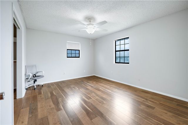 1297 County Road 336, Alice, TX 78332