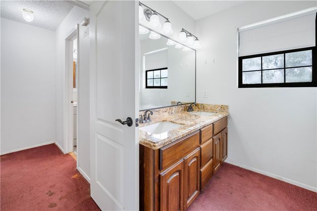 1297 County Road 336, Alice, TX 78332