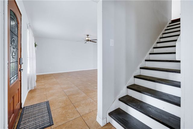 1297 County Road 336, Alice, TX 78332