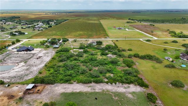 1297 County Road 336, Alice, TX 78332