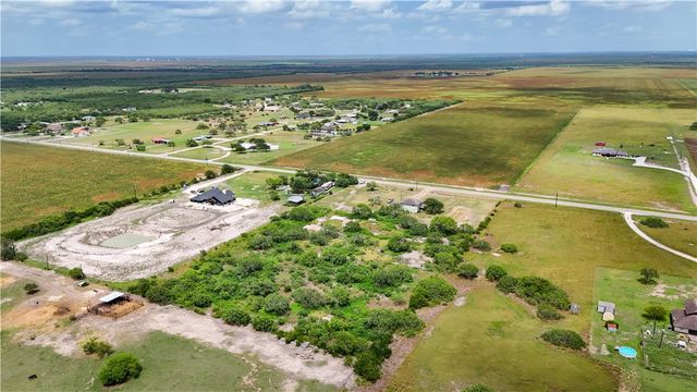 1297 County Road 336, Alice, TX 78332