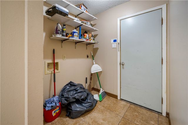 1297 County Road 336, Alice, TX 78332