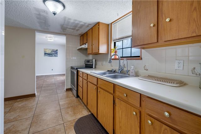 1297 County Road 336, Alice, TX 78332