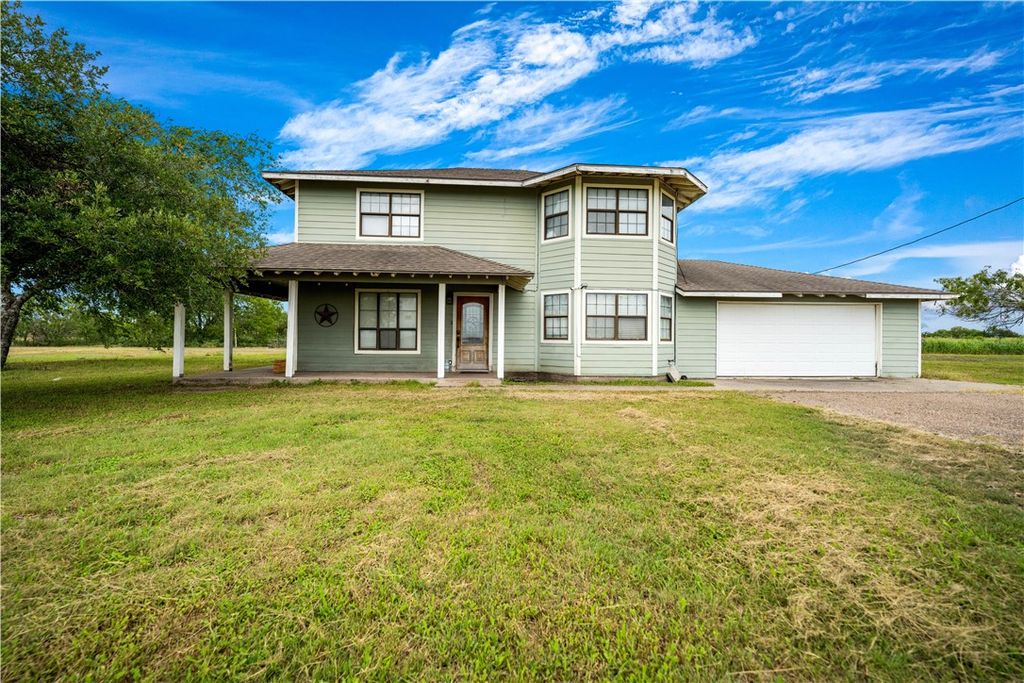 1297 County Road 336, Alice, TX 78332