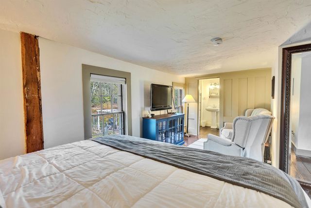11 Porter Hill Road, New Ipswich, NH 03071