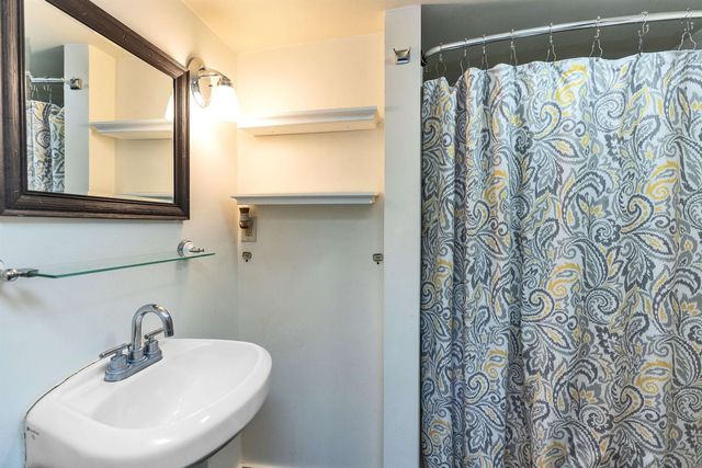 11 Porter Hill Road, New Ipswich, NH 03071