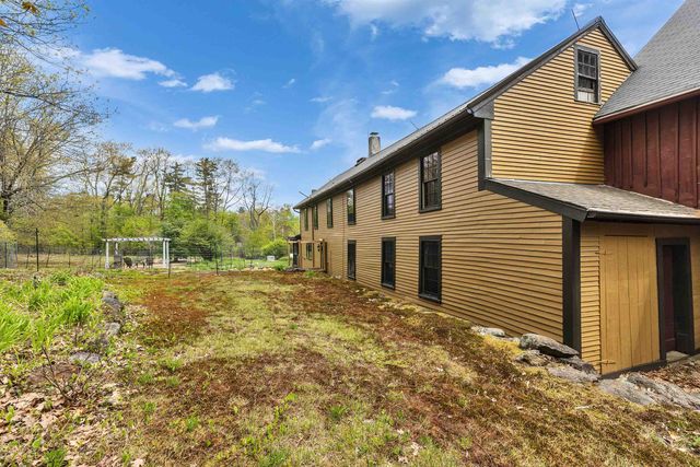 11 Porter Hill Road, New Ipswich, NH 03071