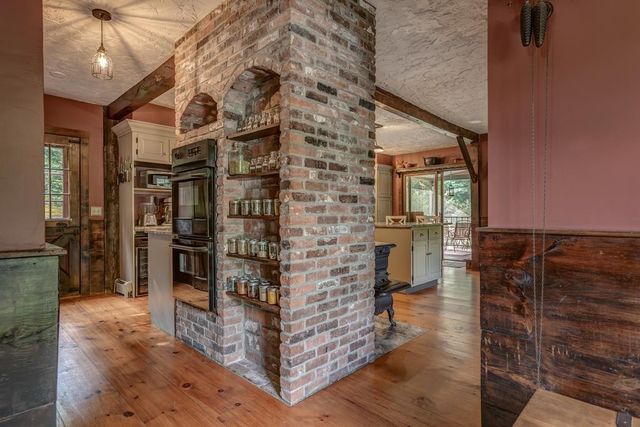 11 Porter Hill Road, New Ipswich, NH 03071