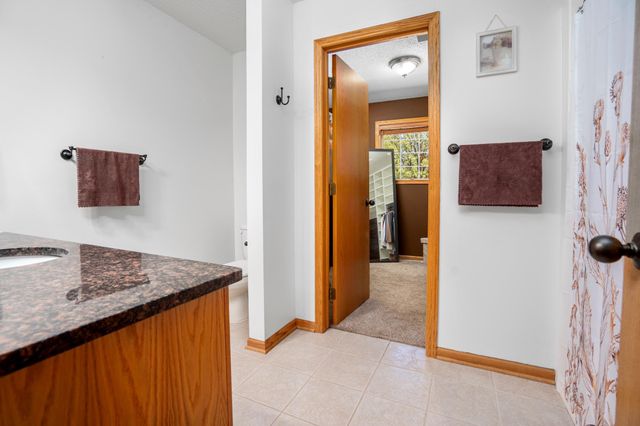 615 Oakwood Drive, Saint Cloud, MN 56304