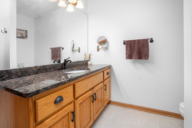 615 Oakwood Drive, Saint Cloud, MN 56304