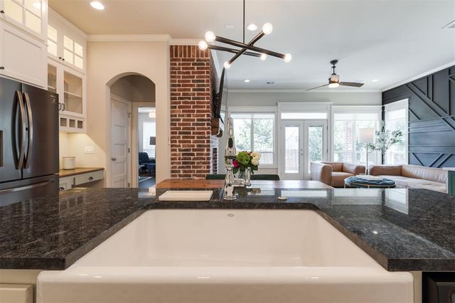 3224 Farmers Market Way, Edmond, OK 73034