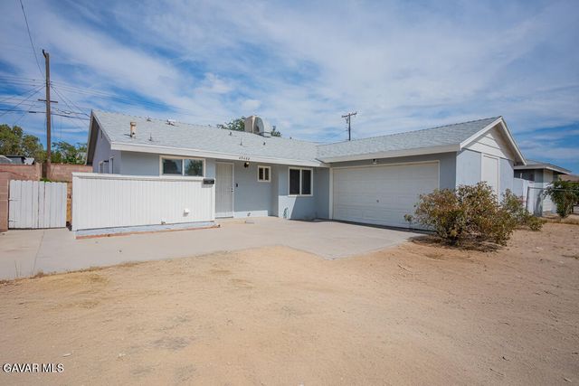 45462 E 3rd Street, Lancaster, CA 93535