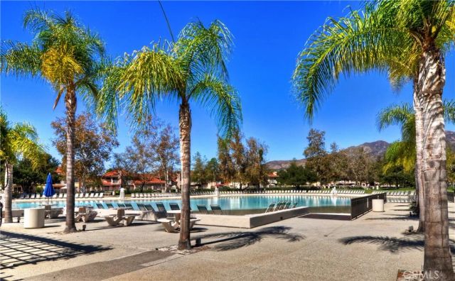 16 Mapache, Rancho Santa Margarita, CA 92688