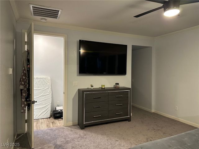 8330 Carabiner Court, Las Vegas, NV 89166