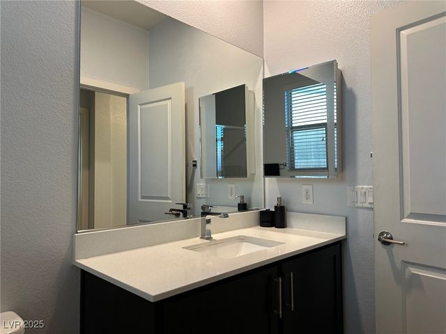 8330 Carabiner Court, Las Vegas, NV 89166