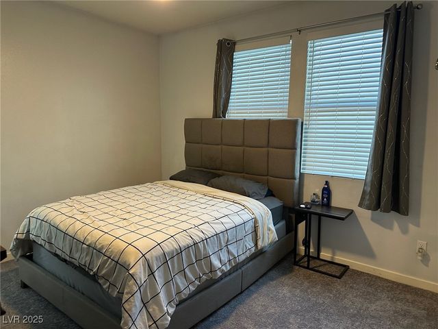 8330 Carabiner Court, Las Vegas, NV 89166