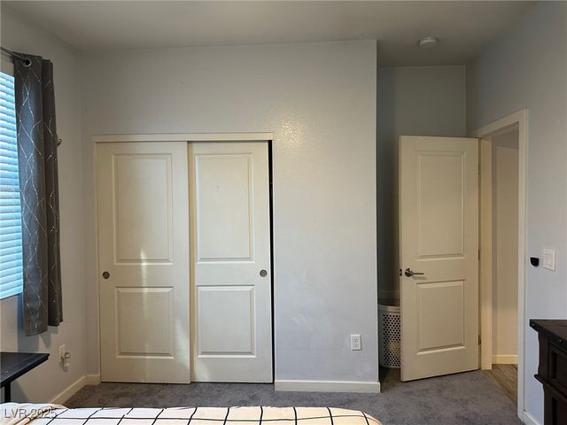 8330 Carabiner Court, Las Vegas, NV 89166