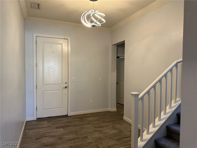 8330 Carabiner Court, Las Vegas, NV 89166