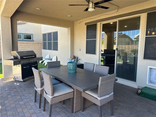 8330 Carabiner Court, Las Vegas, NV 89166