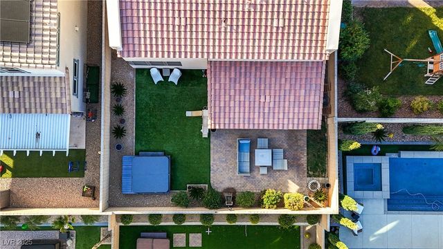 8330 Carabiner Court, Las Vegas, NV 89166