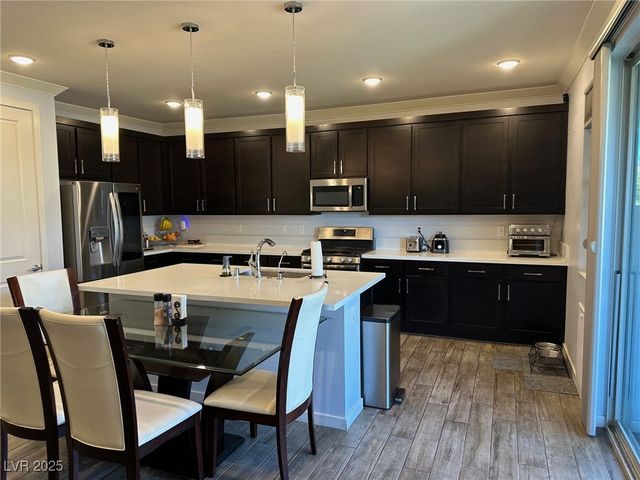 8330 Carabiner Court, Las Vegas, NV 89166