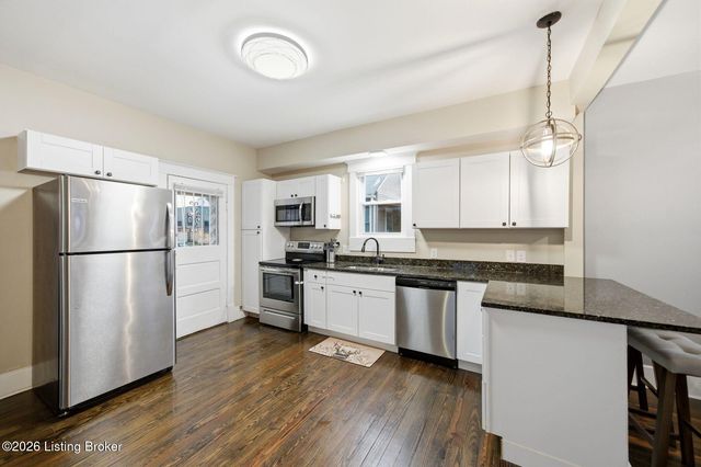 476 E Brandeis Ave, Louisville, KY 40217