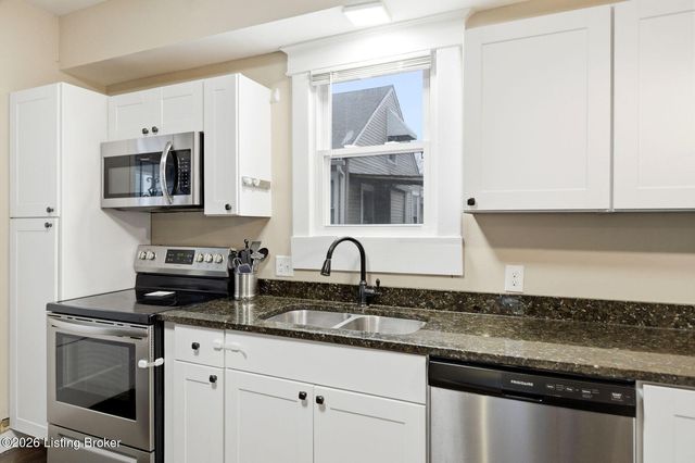 476 E Brandeis Ave, Louisville, KY 40217