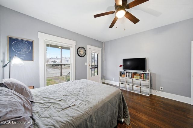 476 E Brandeis Ave, Louisville, KY 40217