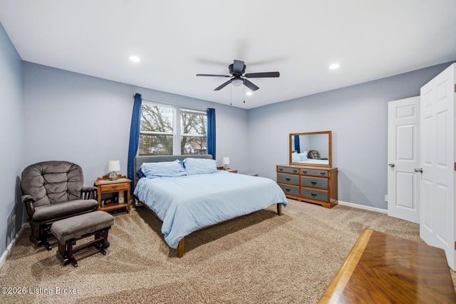 476 E Brandeis Ave, Louisville, KY 40217