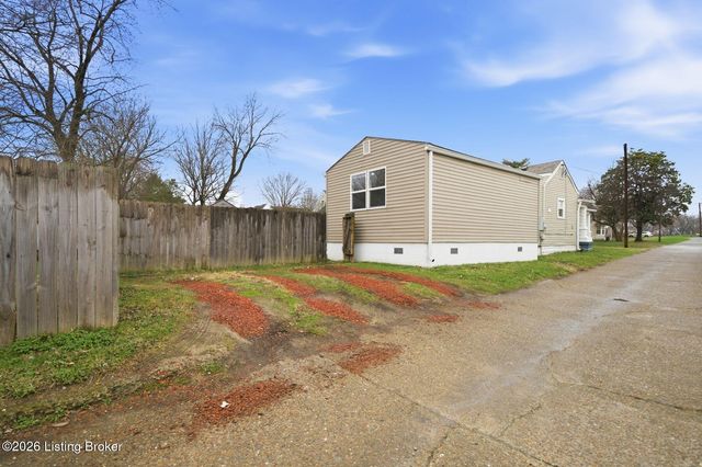 476 E Brandeis Ave, Louisville, KY 40217