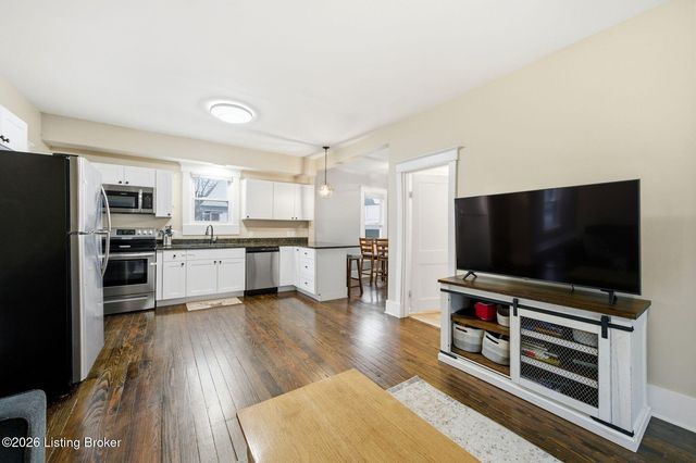 476 E Brandeis Ave, Louisville, KY 40217