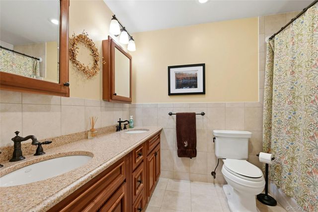 49 Washington Street, Sayville, NY 11782