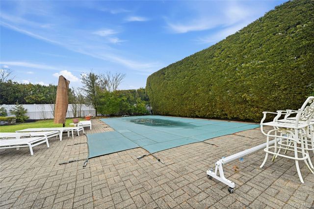 49 Washington Street, Sayville, NY 11782