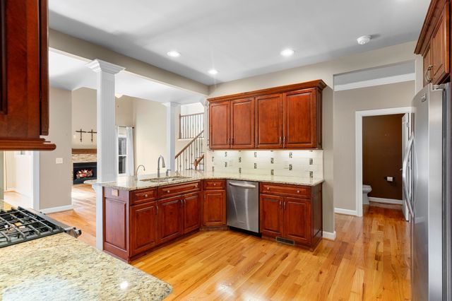 6025 Manor Pl, Brentwood, TN 37027