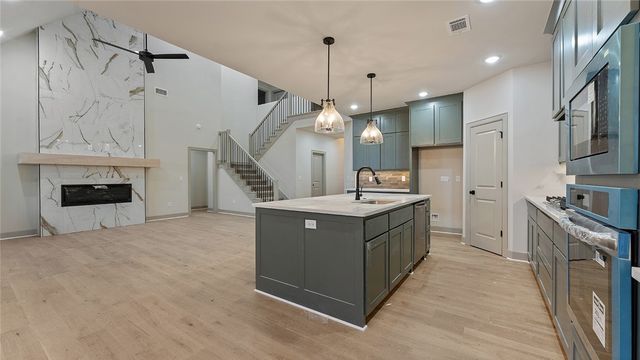 900 Trestle Lane, Centerton, AR 72719