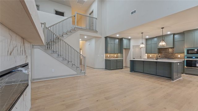 900 Trestle Lane, Centerton, AR 72719