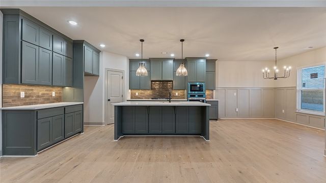 900 Trestle Lane, Centerton, AR 72719