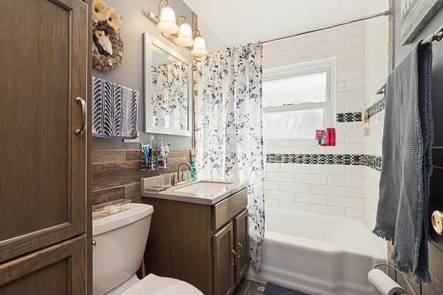 10639 S KEDZIE Avenue, Chicago, IL 60655