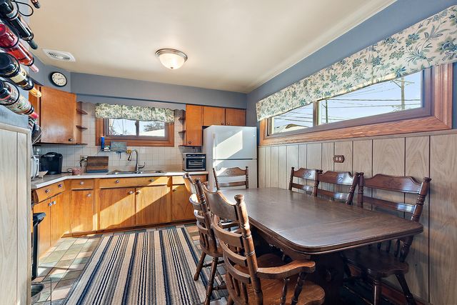 10639 S KEDZIE Avenue, Chicago, IL 60655