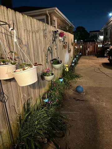 10639 S KEDZIE Avenue, Chicago, IL 60655