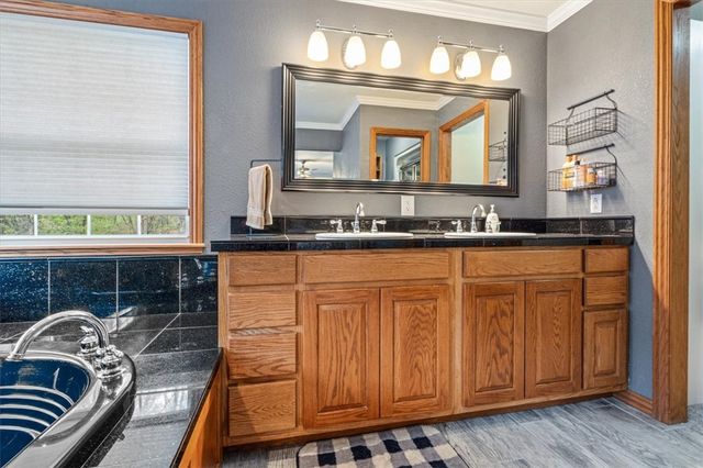 9535 Jennick Lane, Rogers, AR 72758