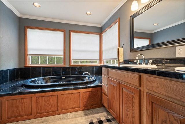 9535 Jennick Lane, Rogers, AR 72758
