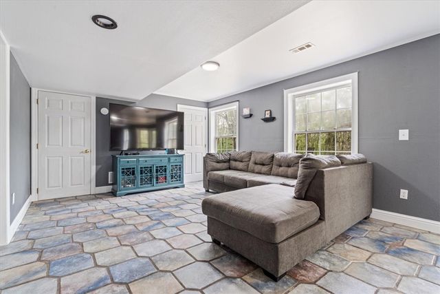 9535 Jennick Lane, Rogers, AR 72758