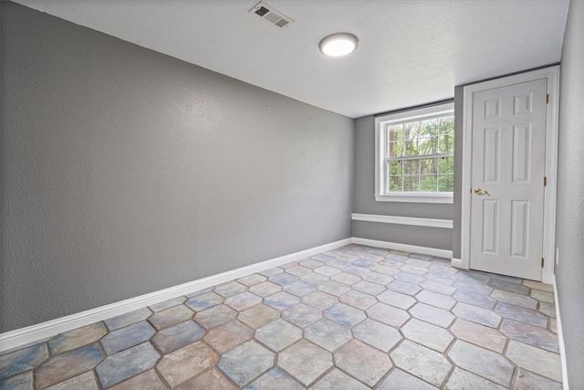 9535 Jennick Lane, Rogers, AR 72758