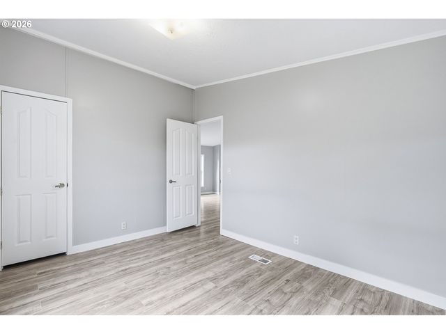 1503 N HAYDEN ISLAND Dr 232, Portland, OR 97217