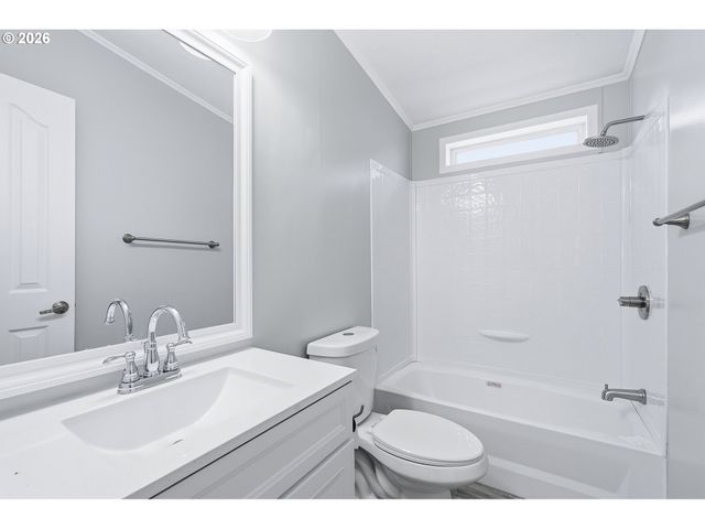 1503 N HAYDEN ISLAND Dr 232, Portland, OR 97217