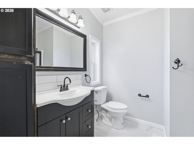 1503 N HAYDEN ISLAND Dr 232, Portland, OR 97217