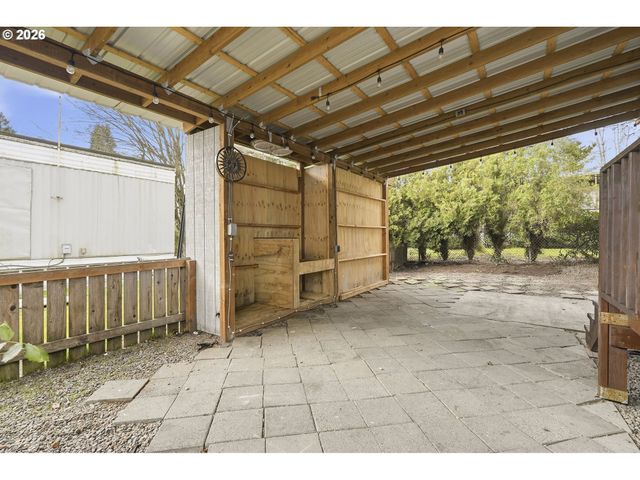 1503 N HAYDEN ISLAND Dr 232, Portland, OR 97217