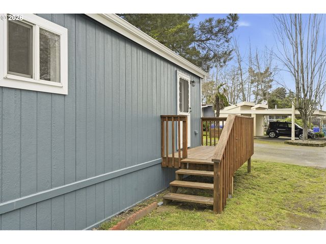 1503 N HAYDEN ISLAND Dr 232, Portland, OR 97217