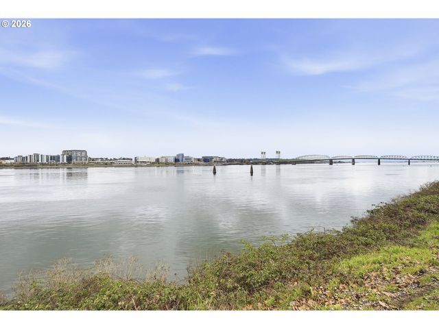 1503 N HAYDEN ISLAND Dr 232, Portland, OR 97217